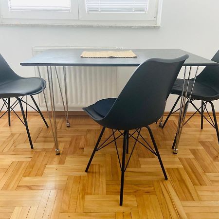 My Place Πρίστινα Εξωτερικό φωτογραφία